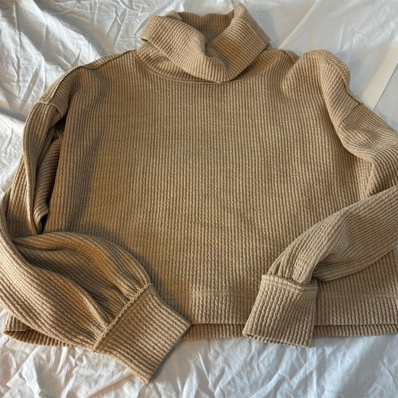 By Together Sweaters - By Together Tan Ribbed Turtleneck Balloon Sleeve Cropped Sweater L5134 Large